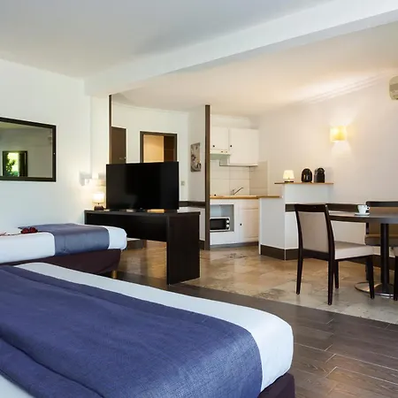 Sowell Domaine De La Petite Isle 4*