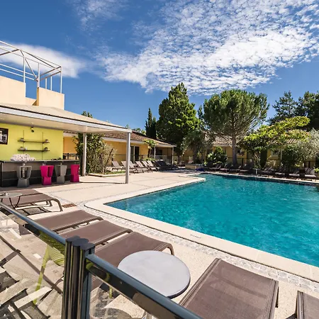 Sowell Domaine De La Petite Isle 4* L'Isle-sur-la-Sorgue