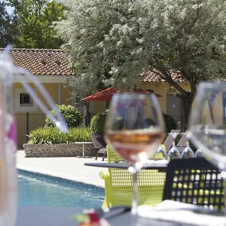 Sowell Domaine De La Petite Isle Hotel L'Isle-sur-la-Sorgue