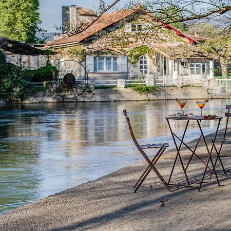 Sowell Domaine De La Petite Isle Hotel LʼIsle-sur-la-Sorgue